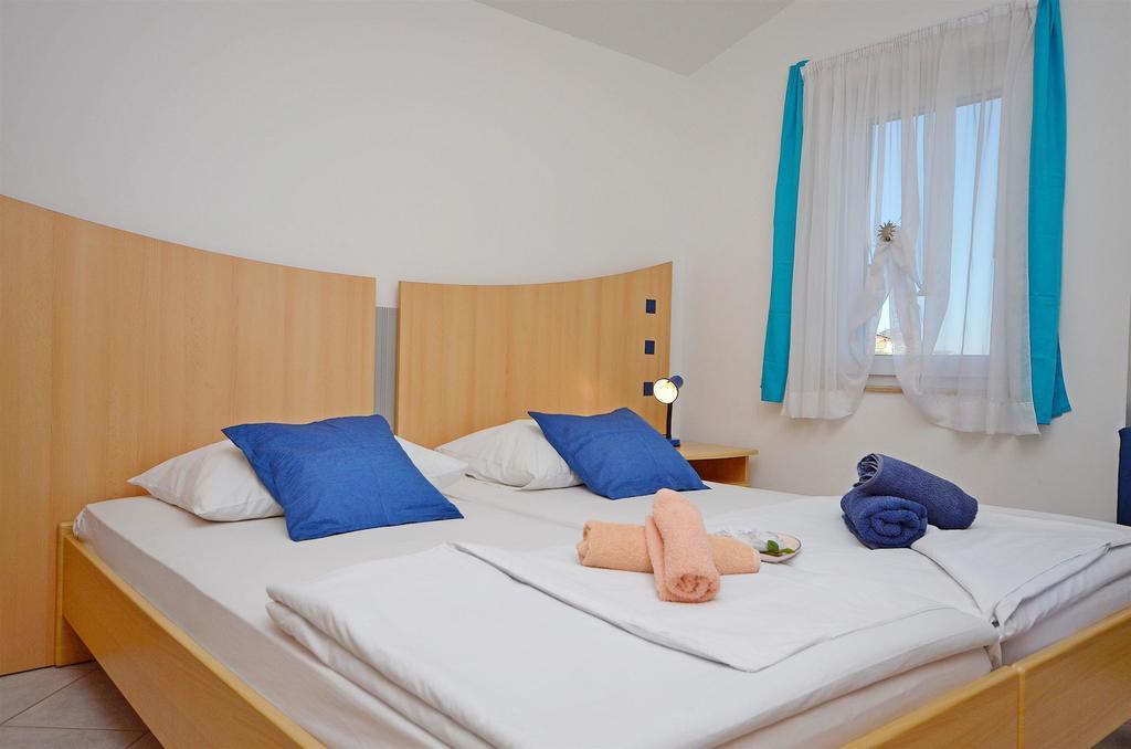 Apartments Mira Трибунь Экстерьер фото
