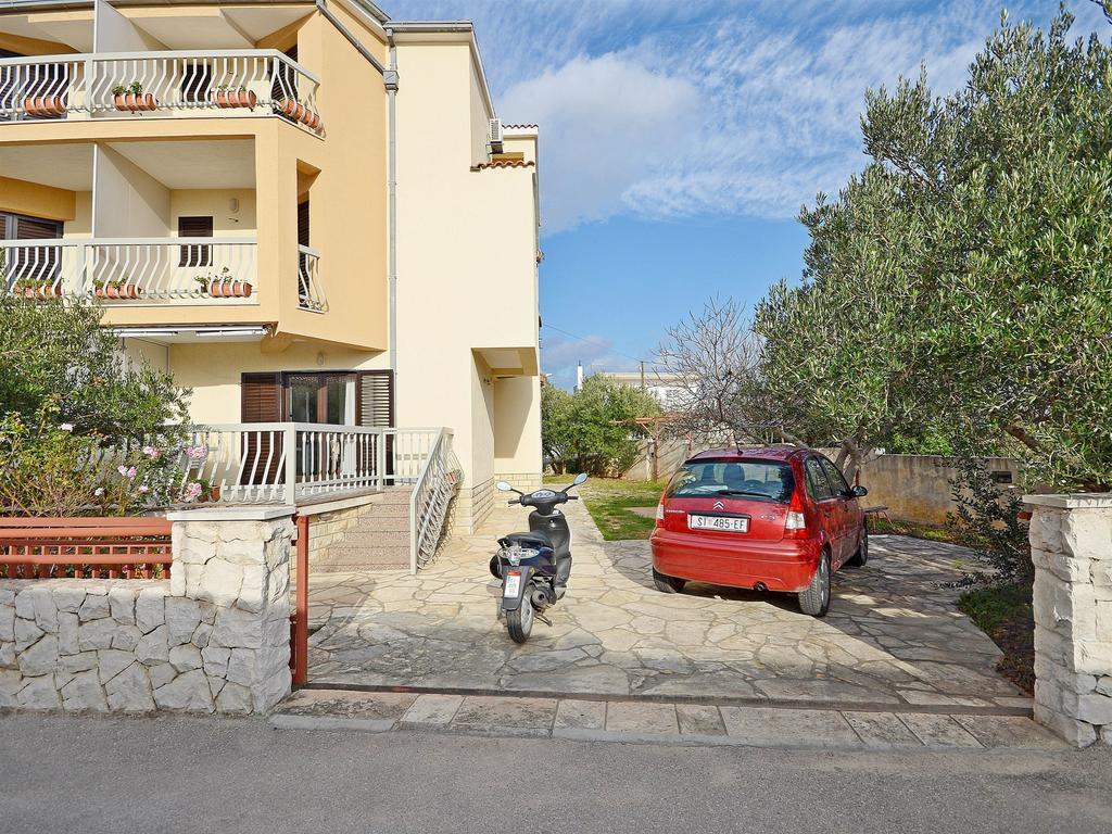 Apartments Mira Трибунь Экстерьер фото